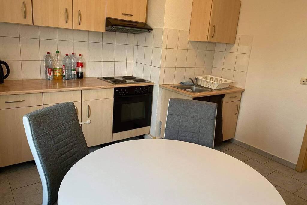 Beste Lage In Rostock: 2-Zimmerwohnung Mit Balkon Im 1.Og 外观 照片